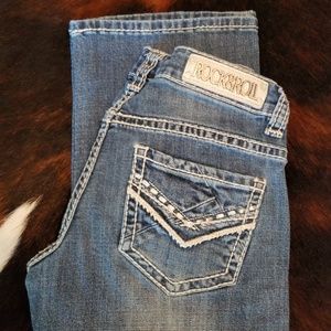 Rock & Roll cowgirl riding Jean